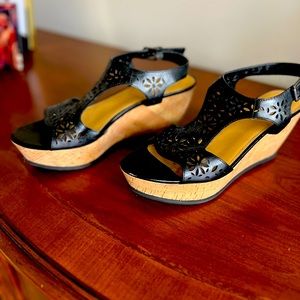 Franco Sarto The Artist’s Collection Black and Cork Wedge